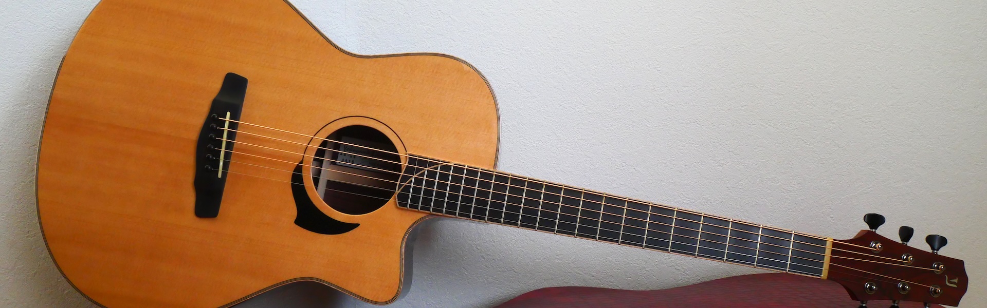 仕様＆材料のご紹介 - Yokoyama Guitars Official Website